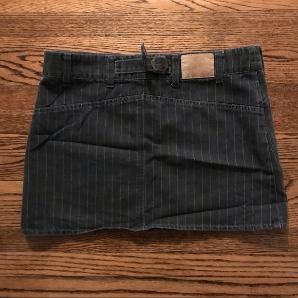 Grey Billabong Skirt - very soft material! - Picture 6 of 6